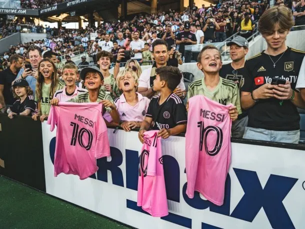 camiseta-messi-inter-miami-1jpg