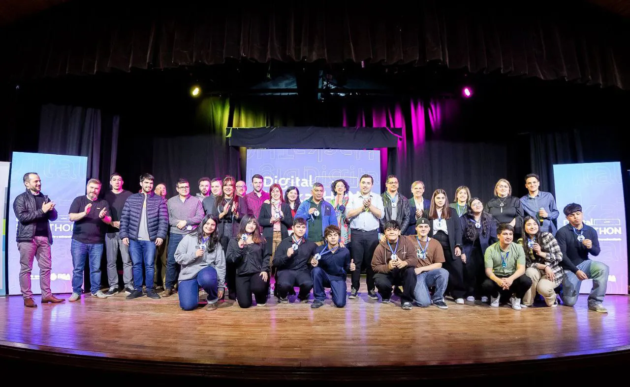 photo_5168395234499996977_y