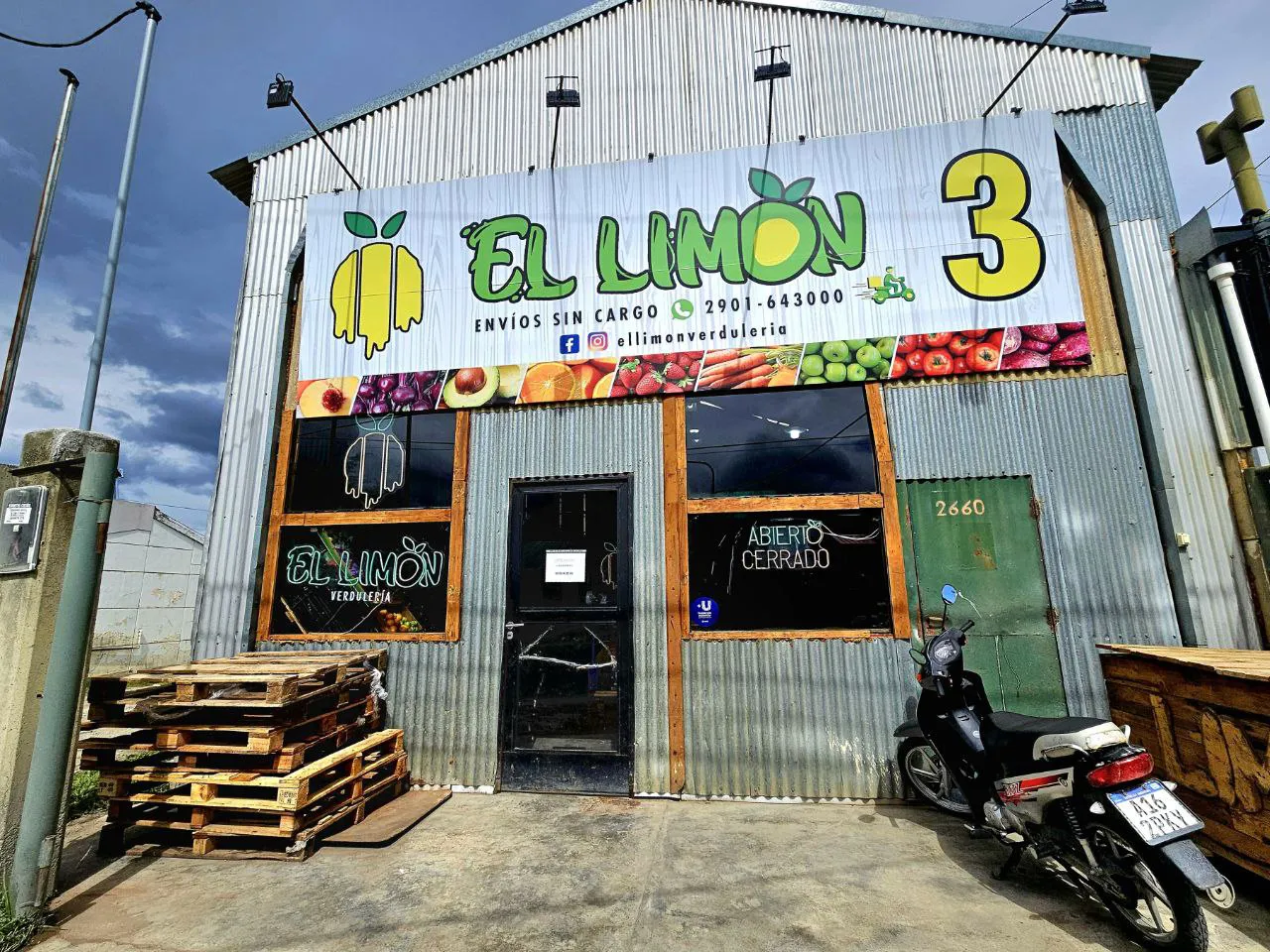 photo_4997263233253485627_y