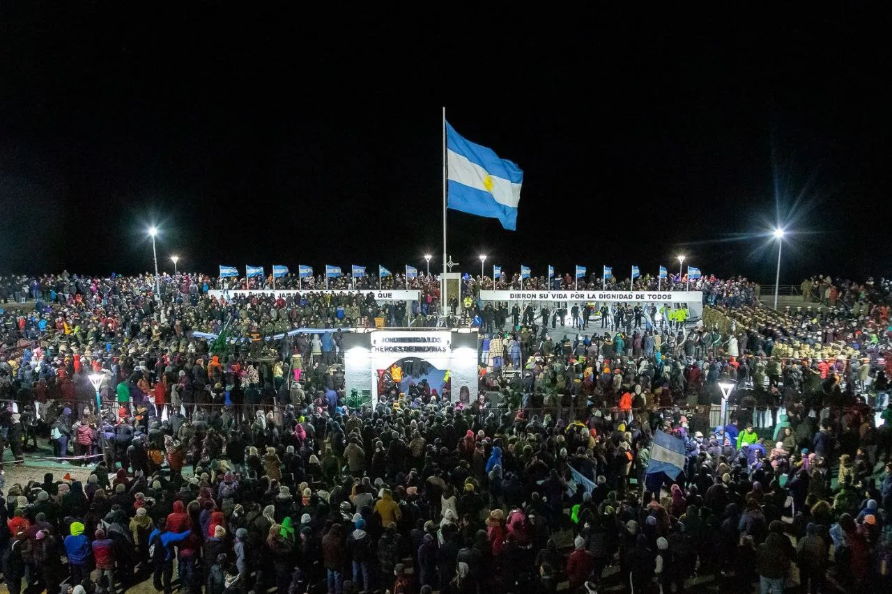 photo_5159097038326050263_y