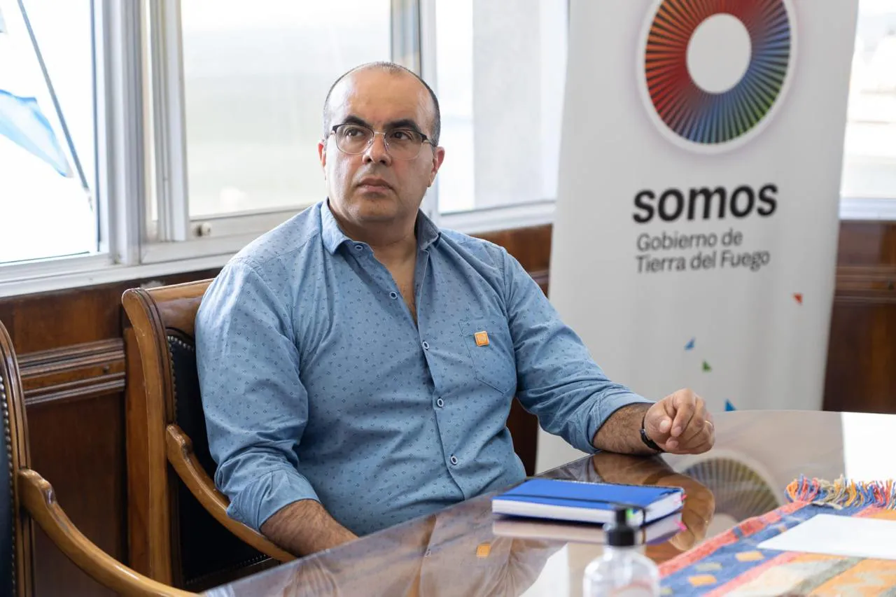 multimedia.normal.8ee3017f08a05dfc.QWxlamFuZHJvIEFndWlycmVfbm9ybWFsLndlYnA=