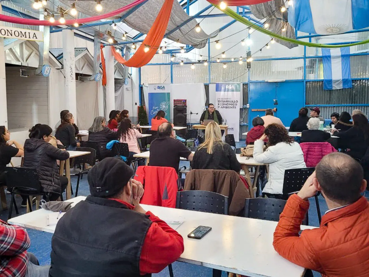 photo_5098412397428845524_y