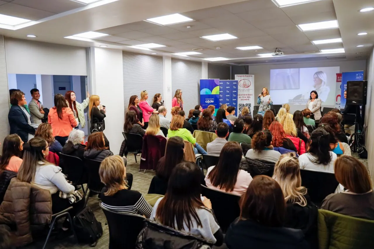 photo_5186138238321011886_y