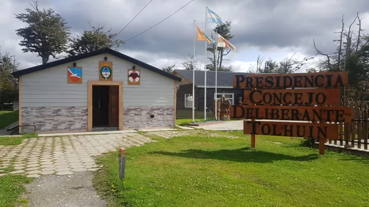 multimedia.normal.8ca8a788c3a0b2e0.436f6e63656a6f20646520546f6c6875696e5f6e6f726d616c2e77656270