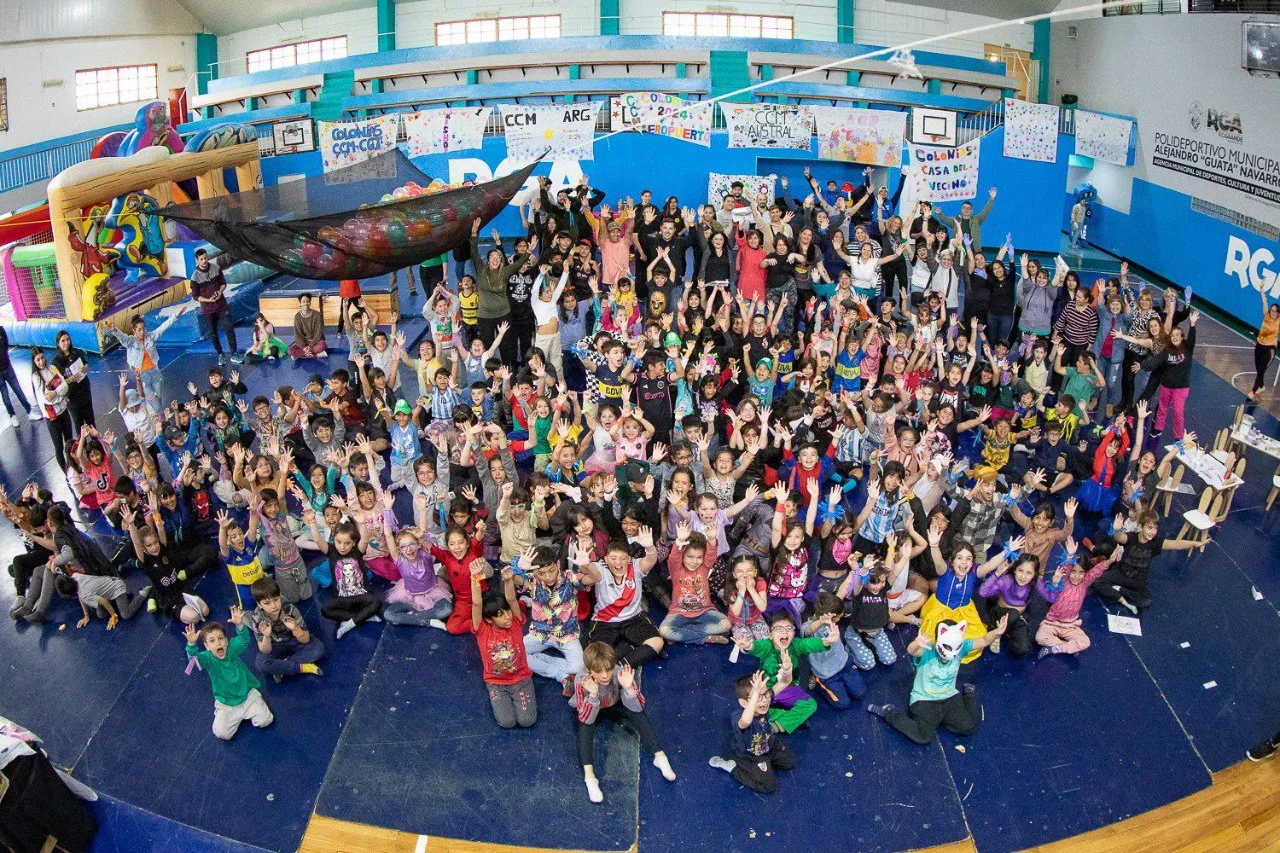 photo_5109677662854556794_y