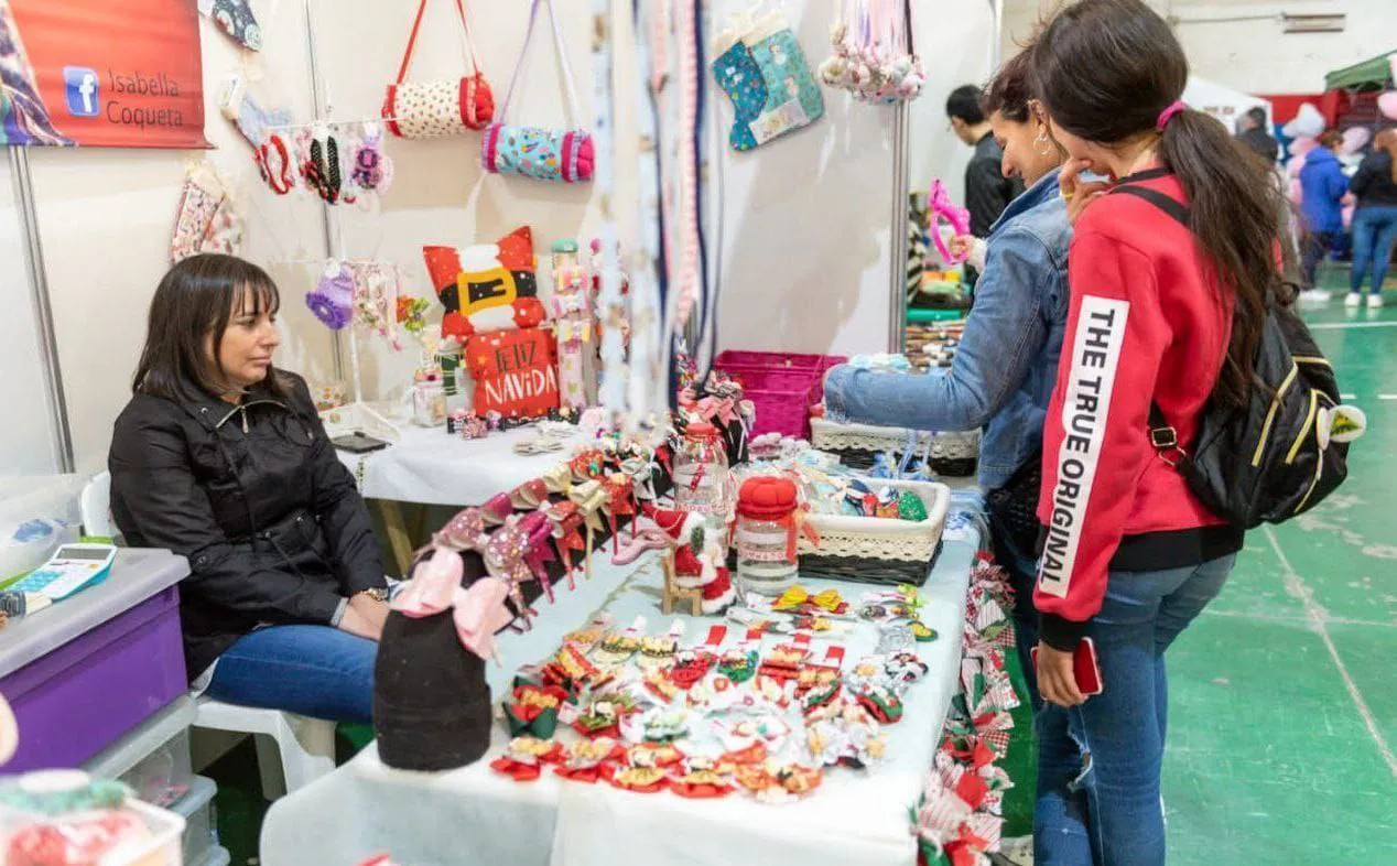 photo_4909343435933199624_y