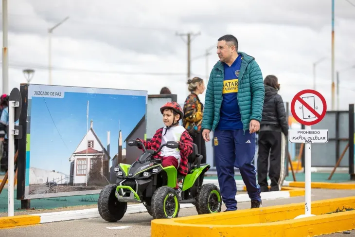 20251210104309_5030781772215552824