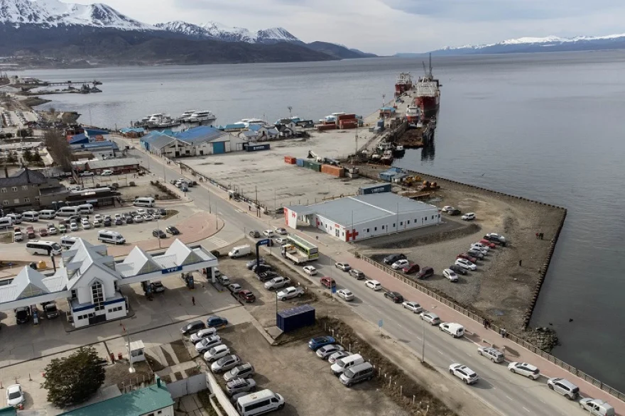20260909155948_puerto_ushuaia_555021
